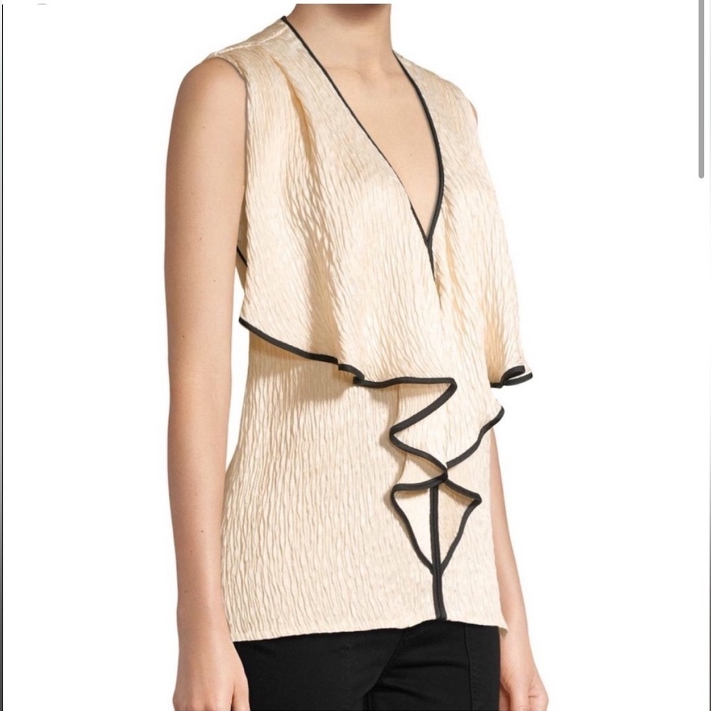 Jason Wu Elegant Cream Drapey Ruffle Sleeveless Crinkle Top w Black Trim. Size 6
